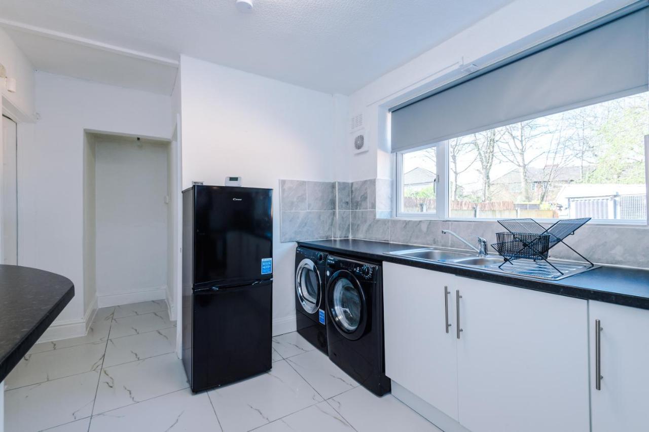 Nice Three Bedroom House In Manchester Kültér fotó