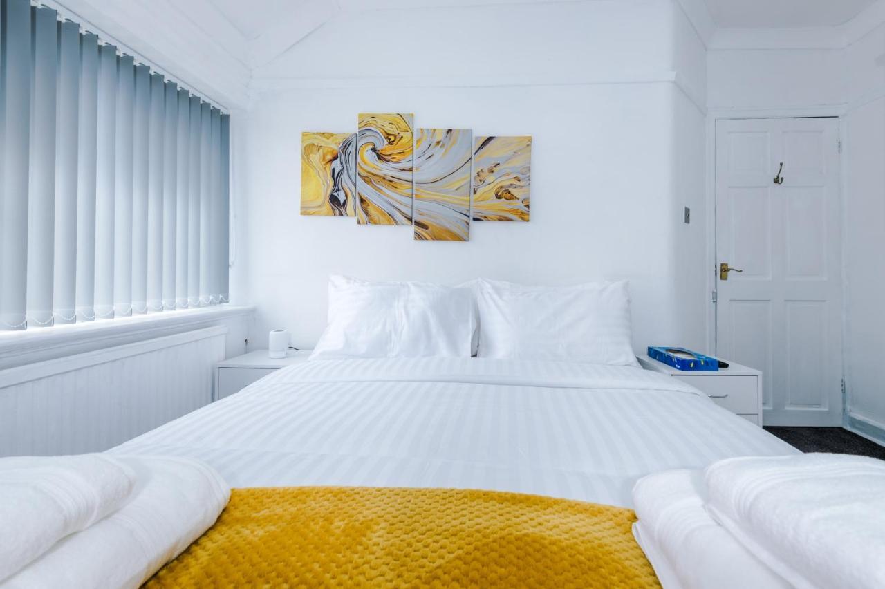 Nice Three Bedroom House In Manchester Kültér fotó